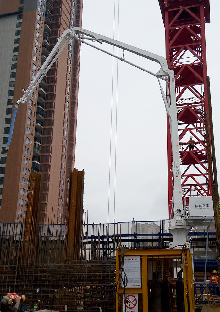 混凝土液压布料机在建筑上的好处